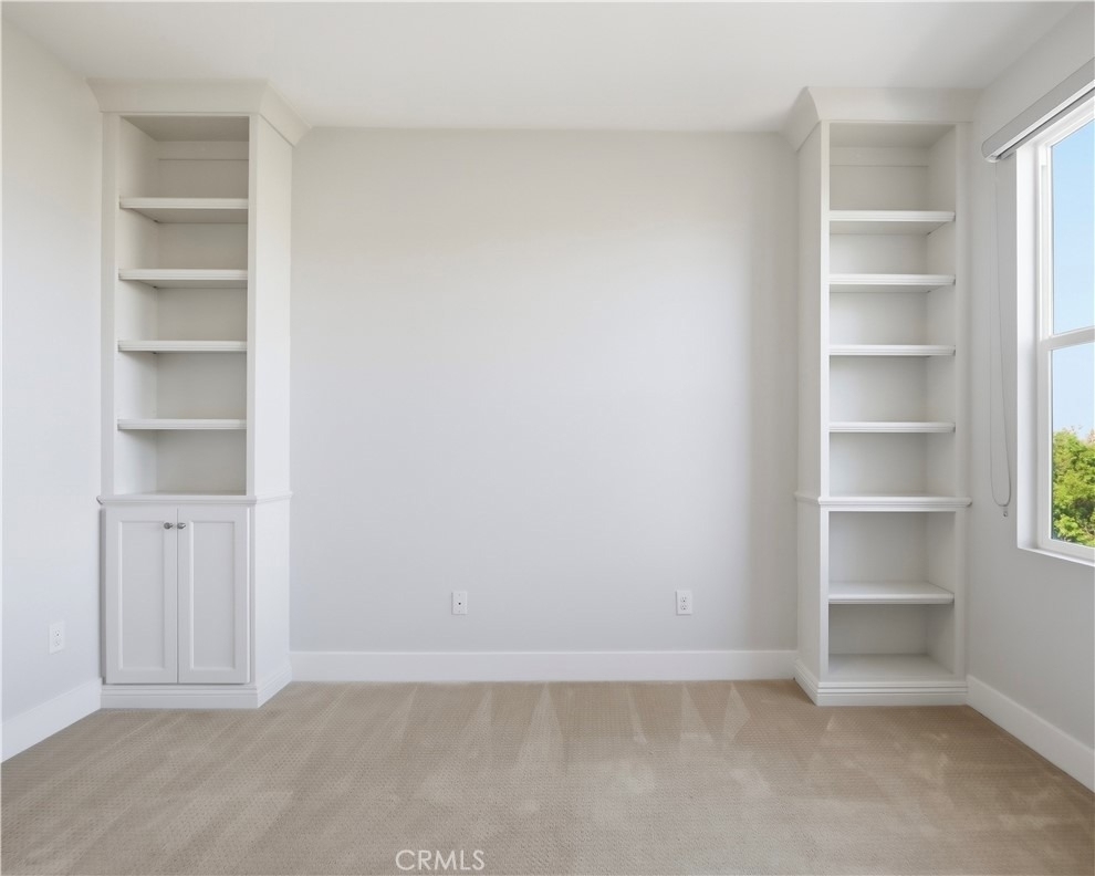 1 Vantis Drive - Photo 30