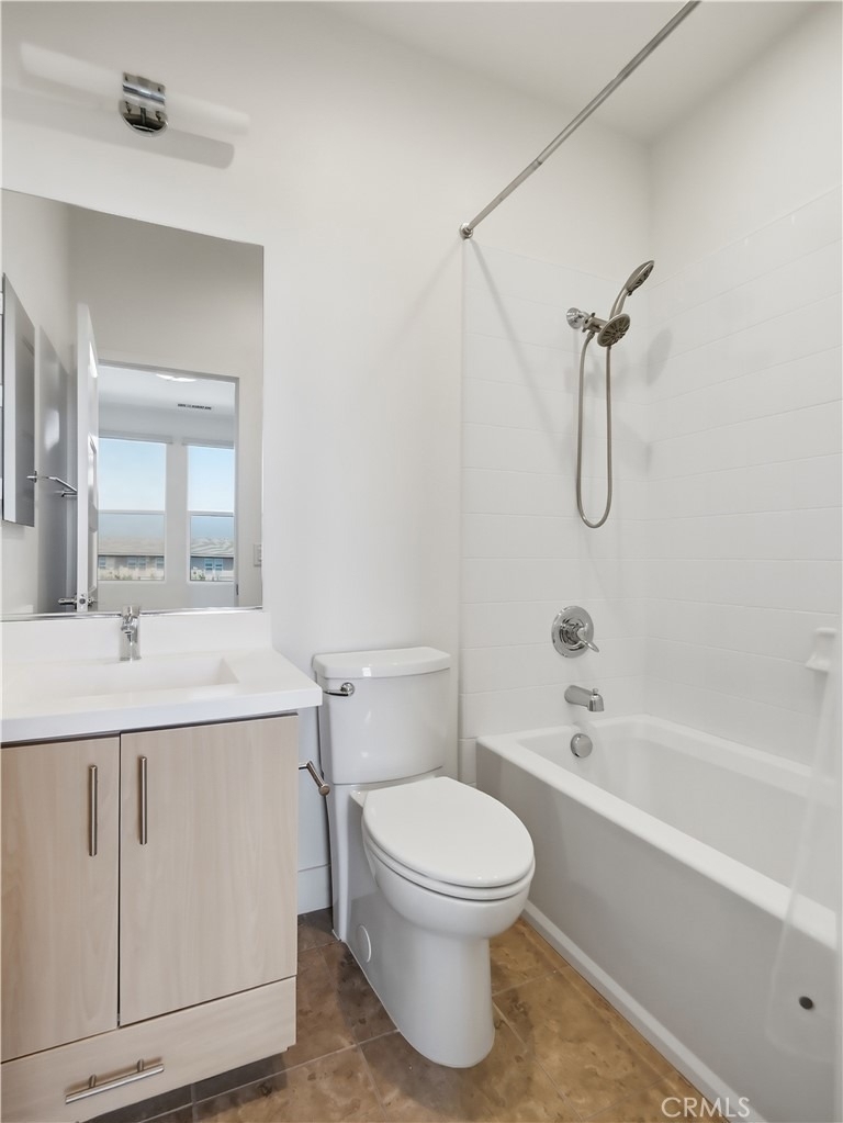 1 Vantis Drive - Photo 31