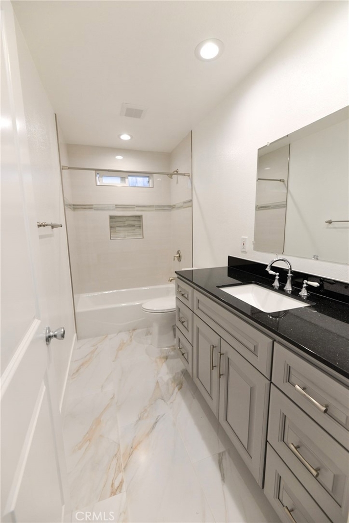 257 Avenida Victoria - Photo 19