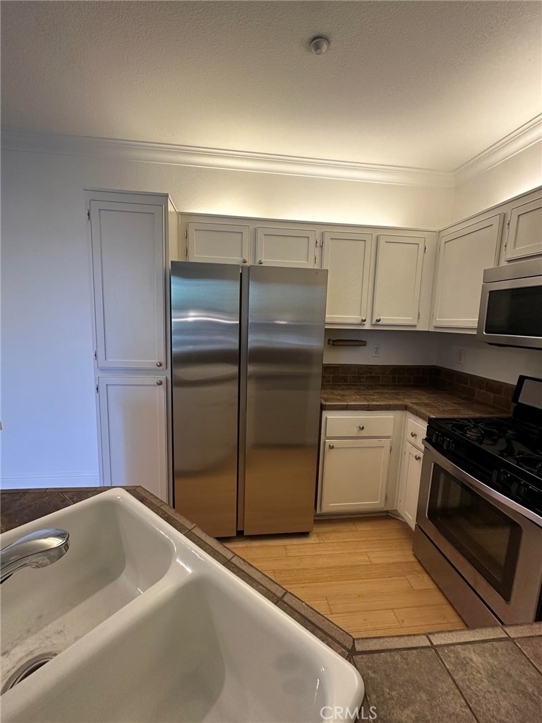 511 Birch Grove - Photo 16