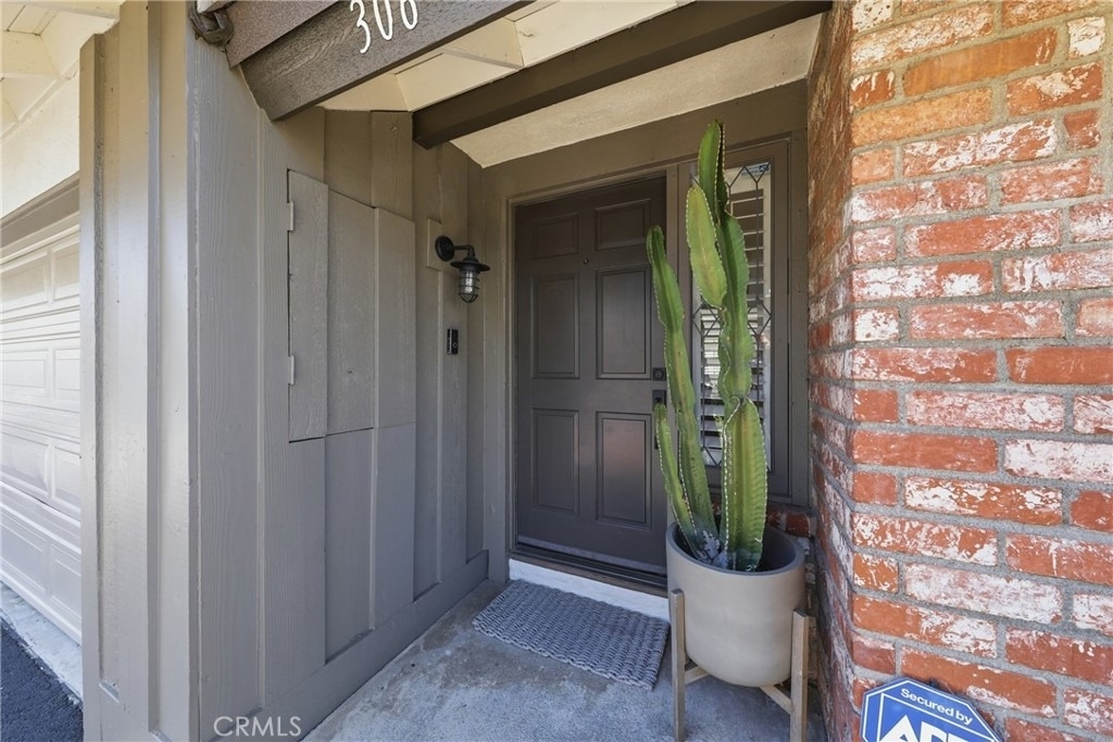 306 Campbell Lane - Photo 2