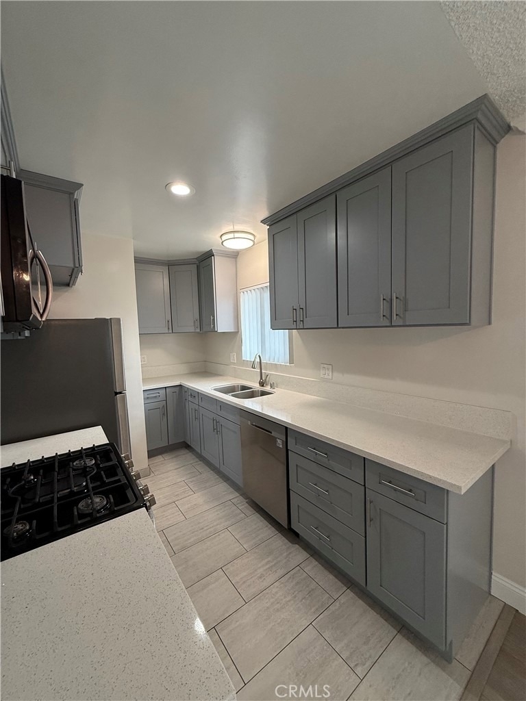 1119 W Duarte Road - Photo 7