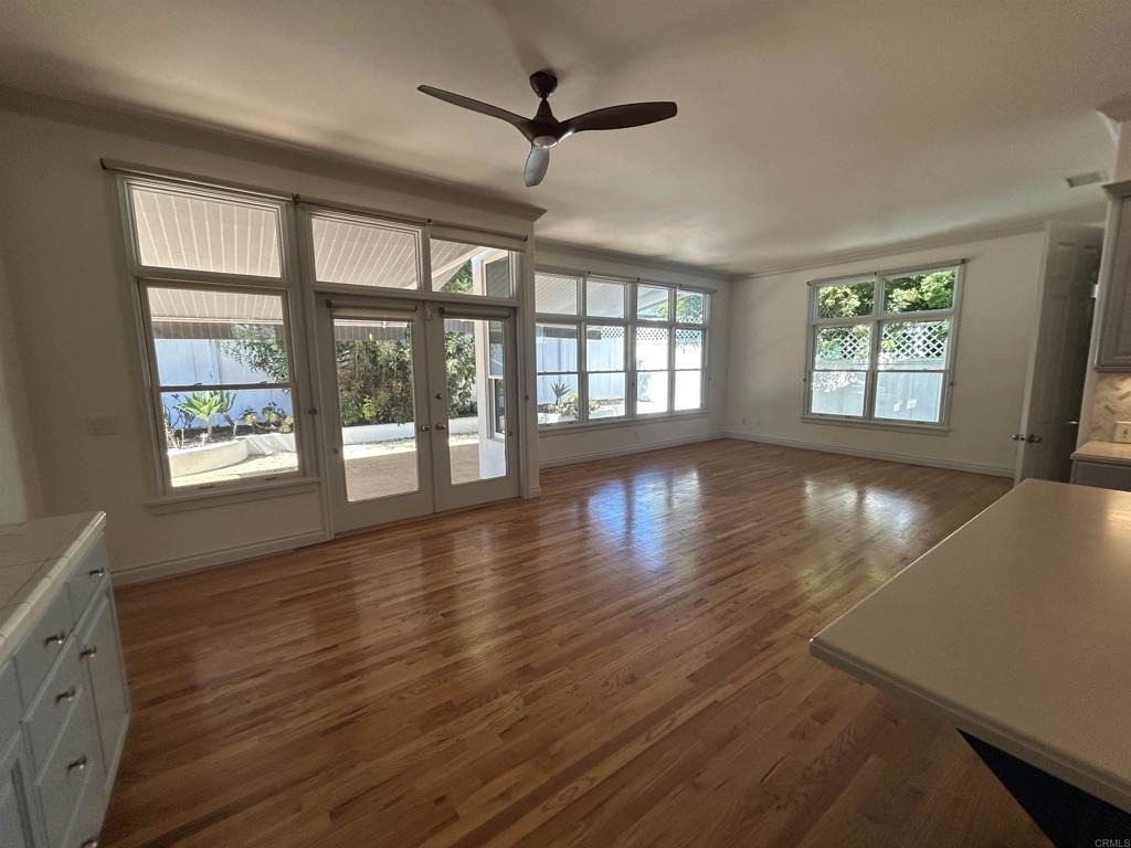 760 Coronado Avenue - Photo 10