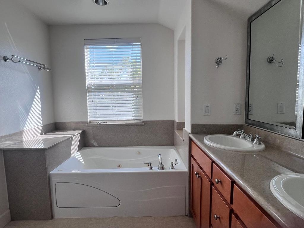 20600 Murano Circle - Photo 15