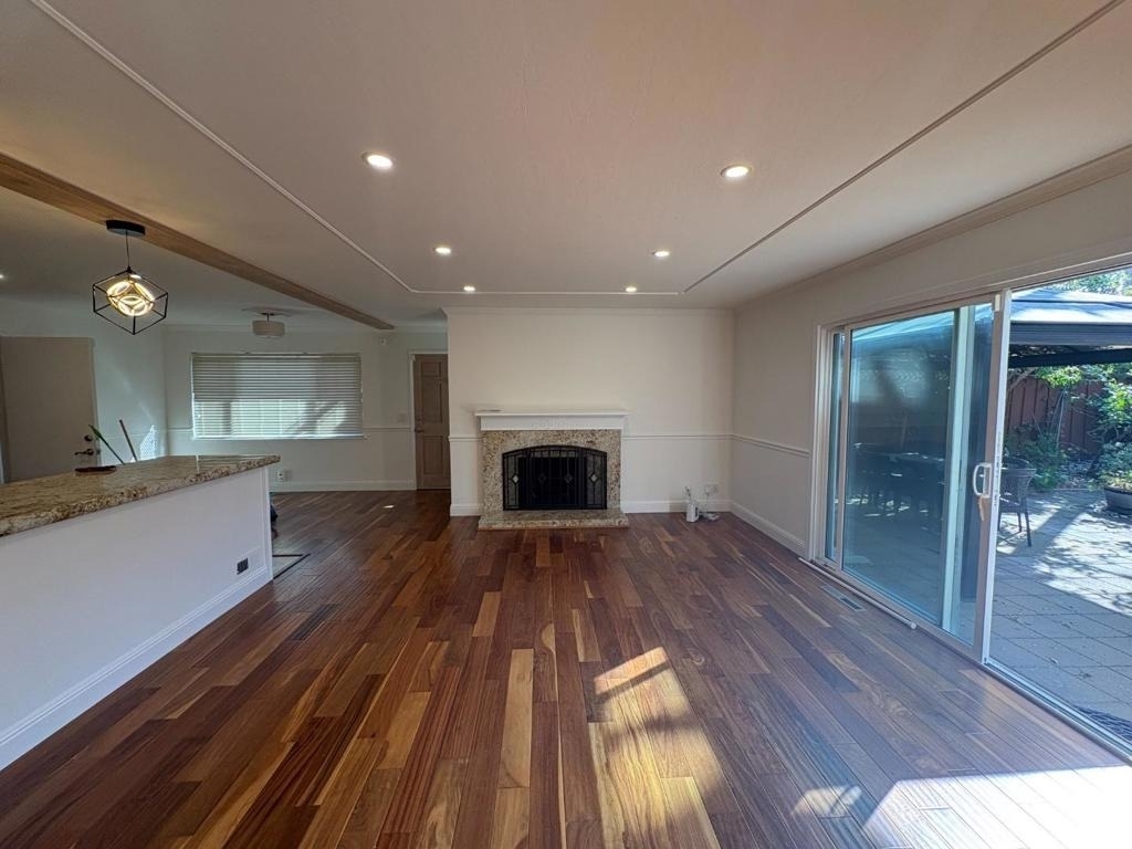 1562 Tobias Drive - Photo 3