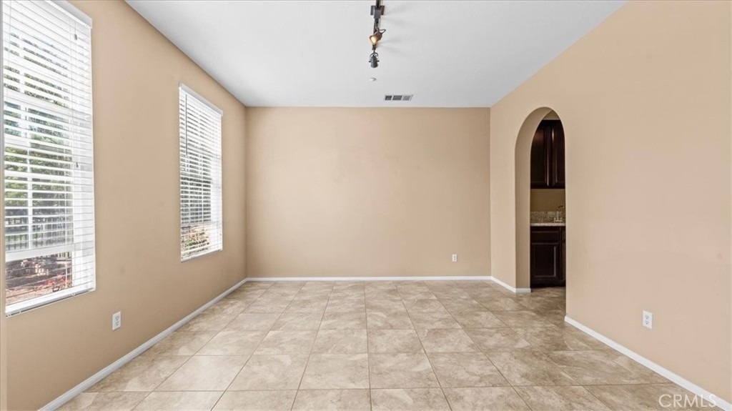 15876 Parkhouse Drive - Photo 4