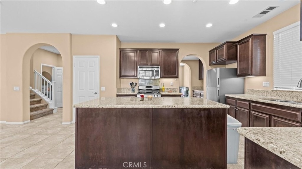 15876 Parkhouse Drive - Photo 8