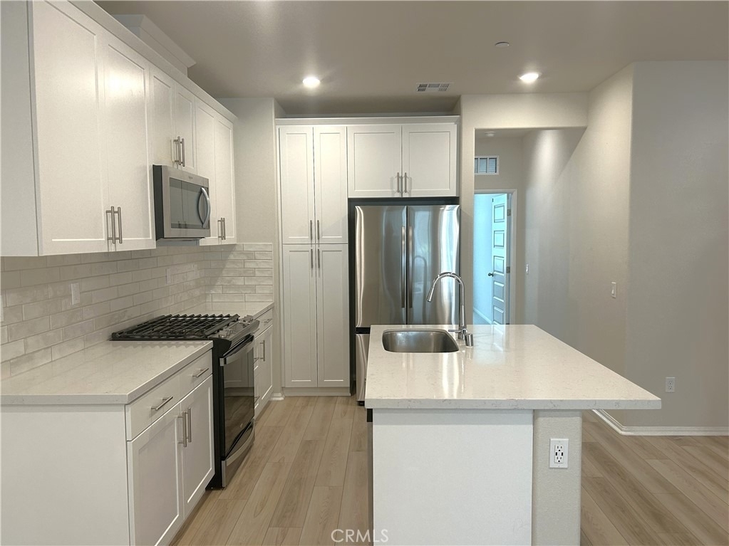 1696 Cayton Loop - Photo 2