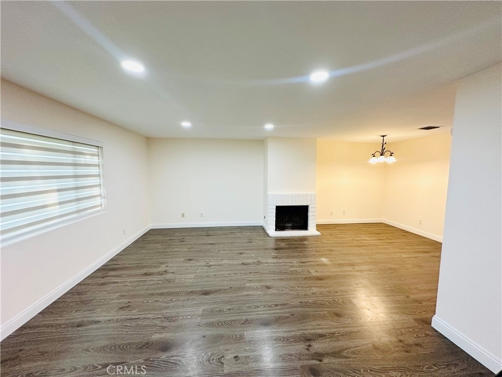2061 W Redlands Boulevard - Photo 3
