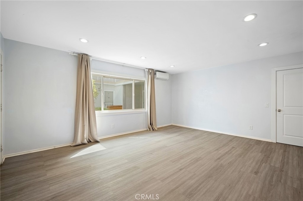7969 Norton Avenue - Photo 7