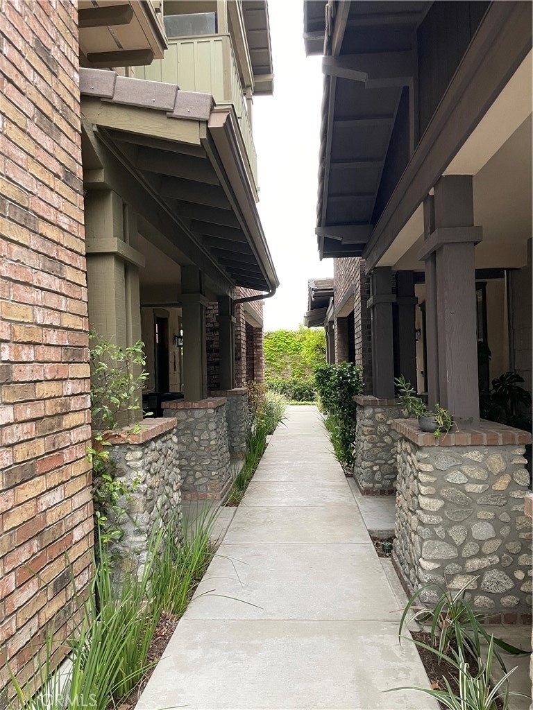 590 Boulder Circle - Photo 0