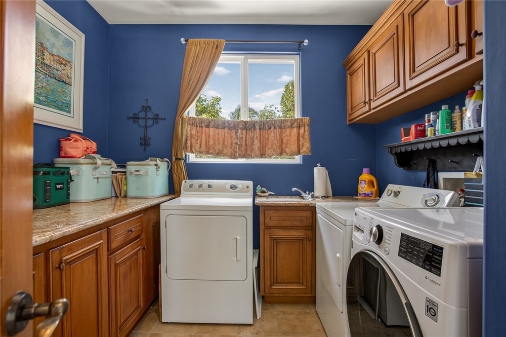 1746 N Vallejo Way - Photo 21