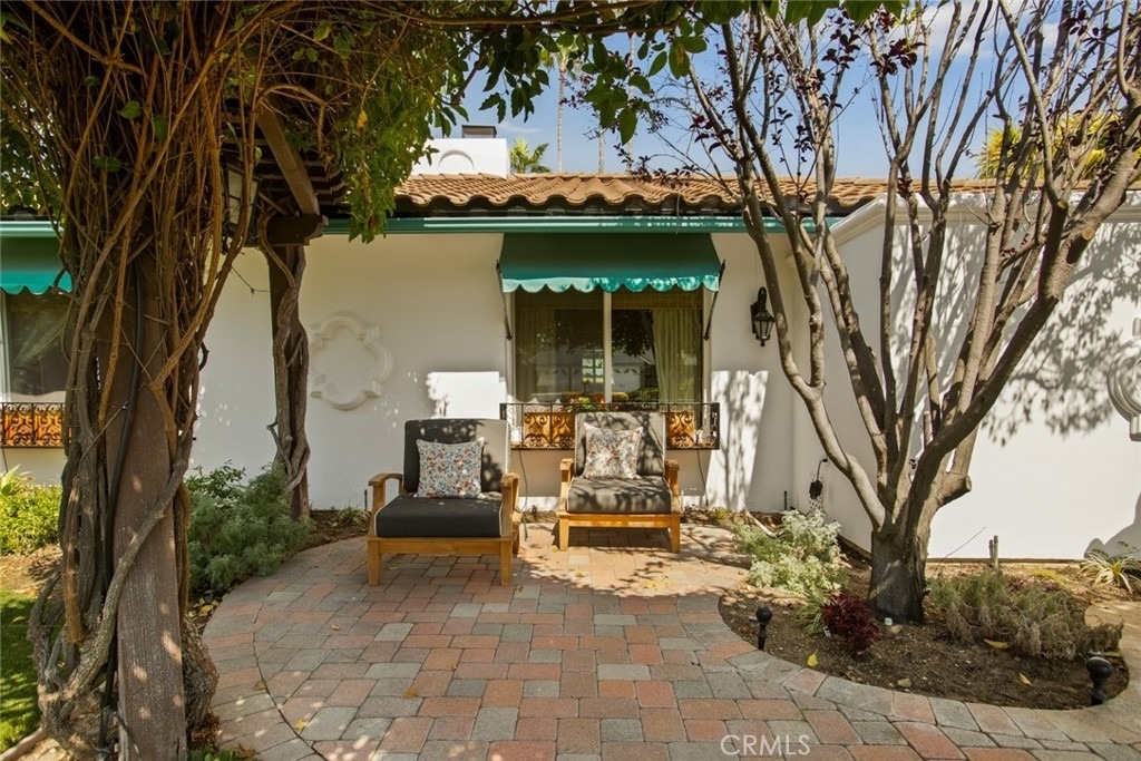 1746 N Vallejo Way - Photo 4