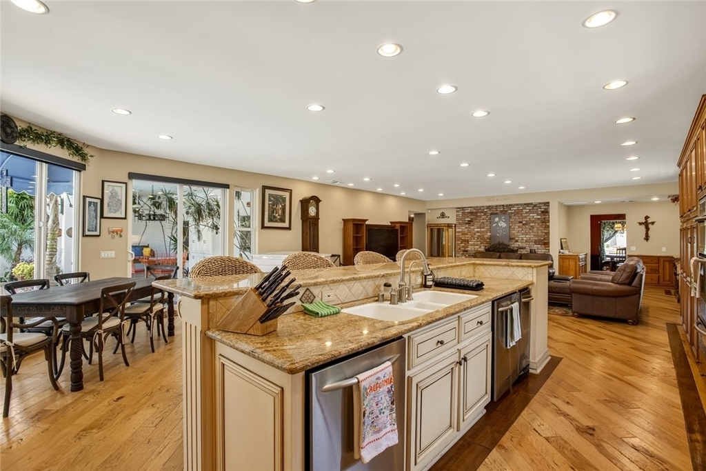 1746 N Vallejo Way - Photo 19