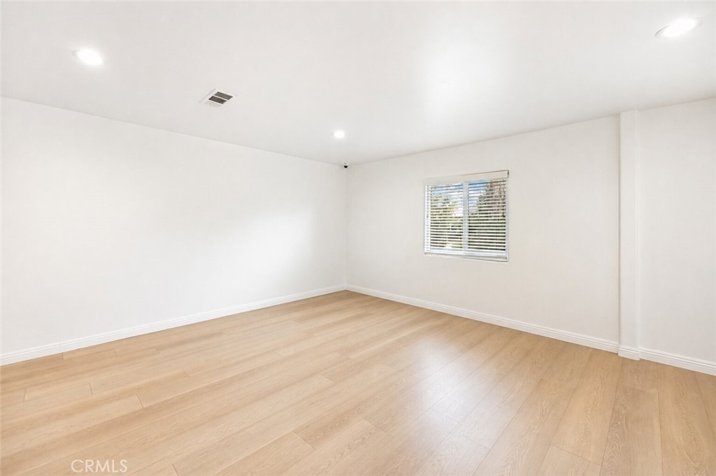 7035 Calhoun Avenue - Photo 7