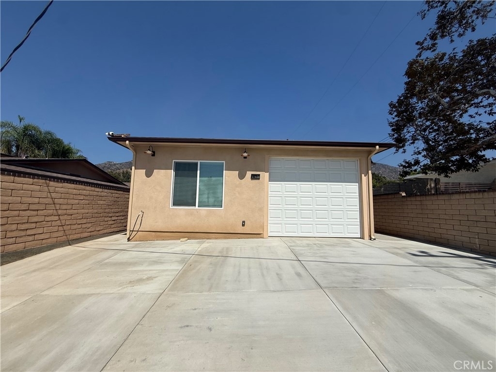 1140 W Donington Street - Photo 17