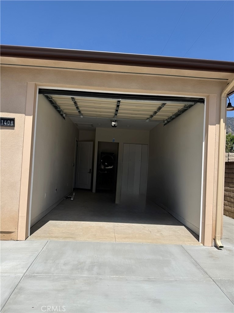 1140 W Donington Street - Photo 18