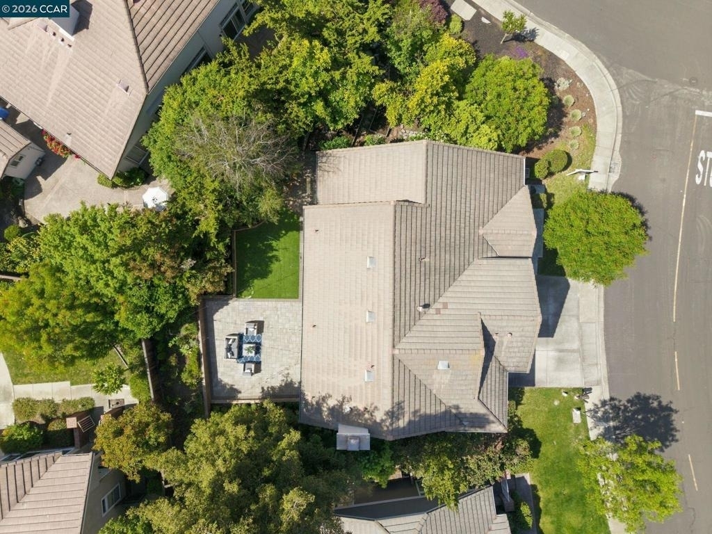 601 Ambience Way - Photo 46