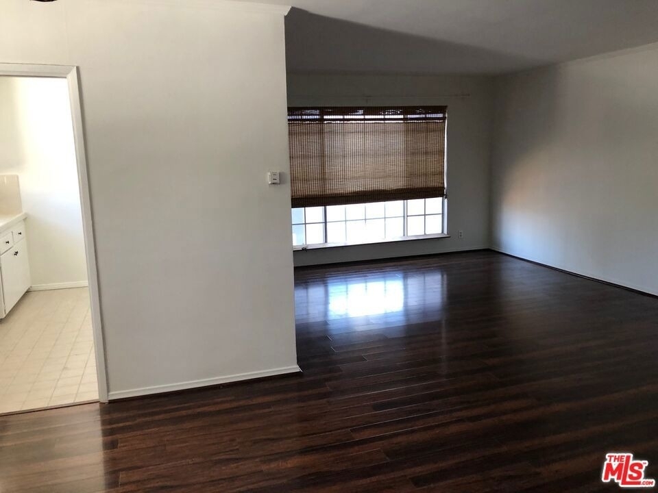 1046 N Spaulding Avenue Avenue - Photo 2
