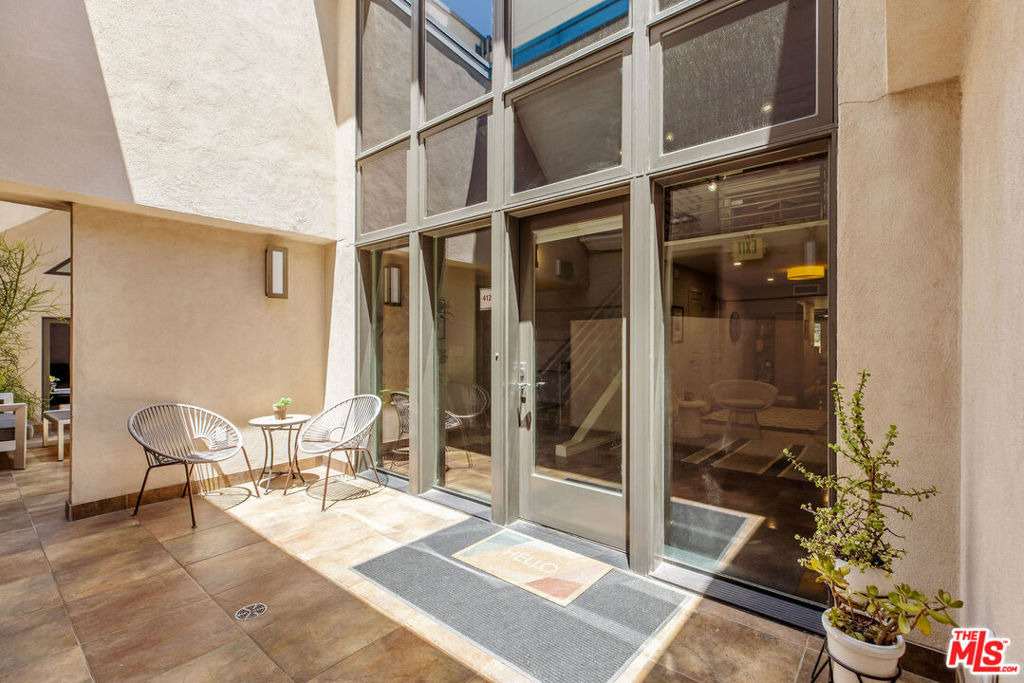 125 N Raymond Avenue - Photo 6