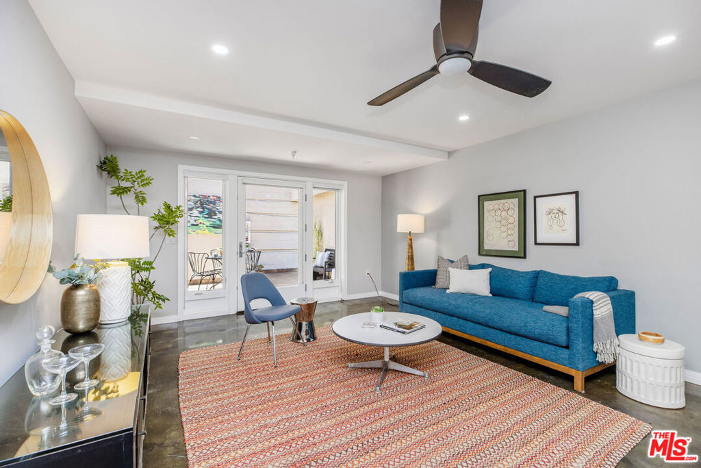 125 N Raymond Avenue - Photo 4