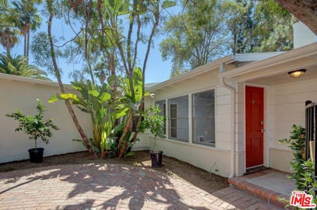2117 Alcyona Drive - Photo 11