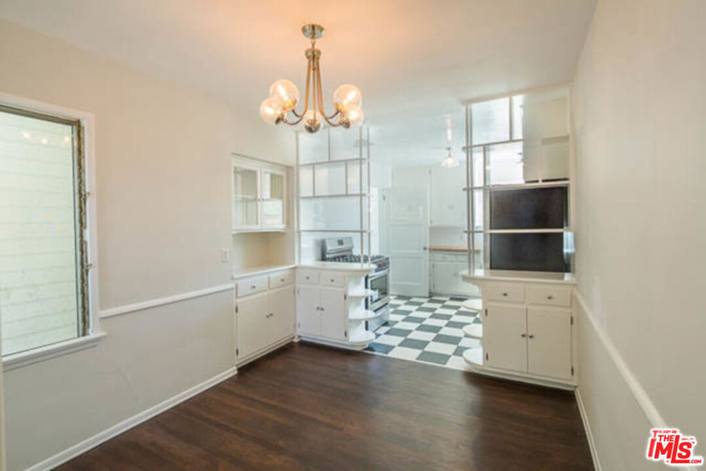 2117 Alcyona Drive - Photo 9