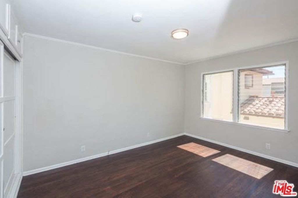 2117 Alcyona Drive - Photo 6
