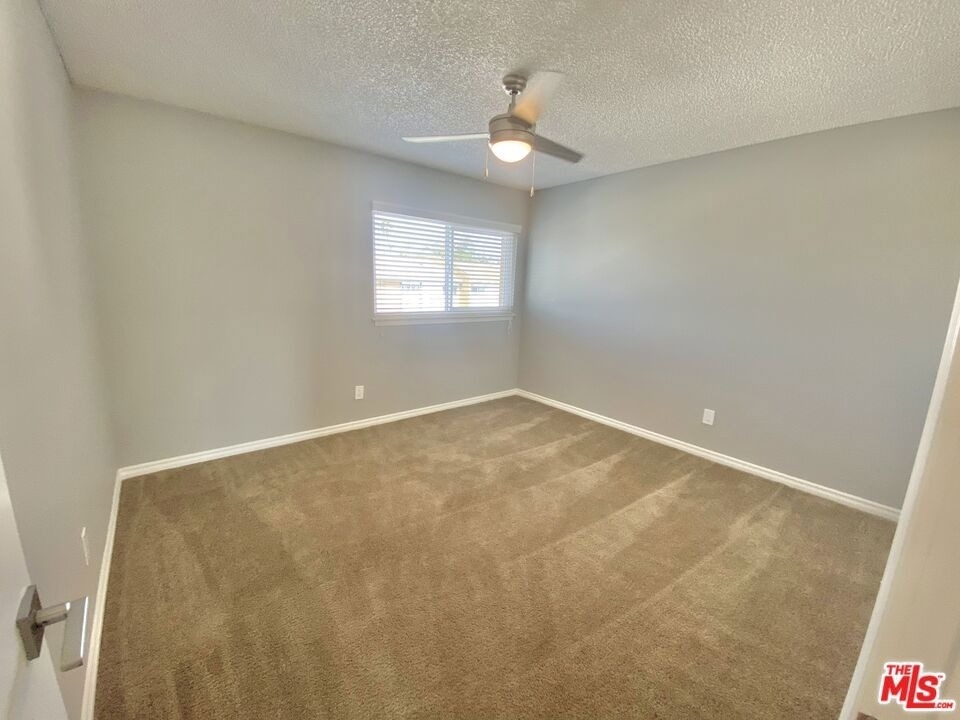 1812 N Alvarado Street - Photo 10