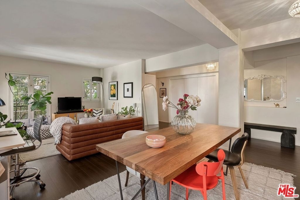 109 N Sycamore Avenue - Photo 7