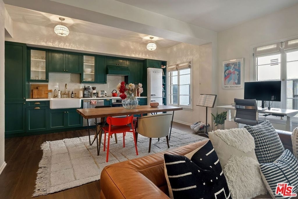 109 N Sycamore Avenue - Photo 11