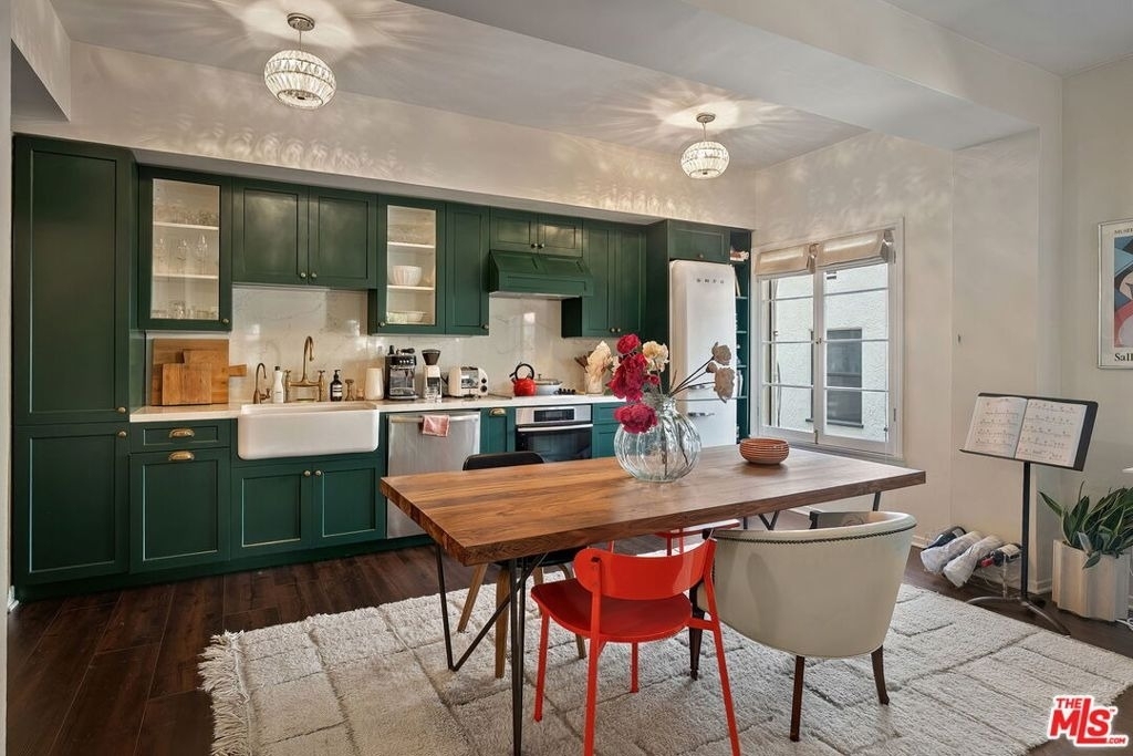 109 N Sycamore Avenue - Photo 12