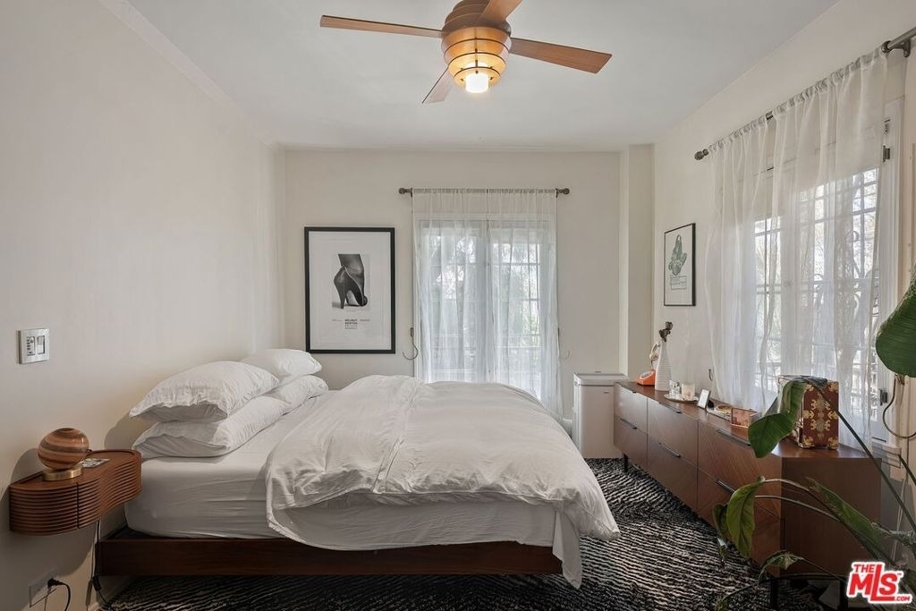 109 N Sycamore Avenue - Photo 15