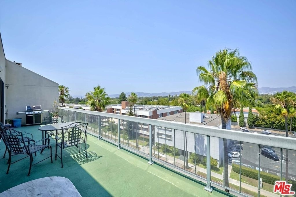 4460 Wilshire Boulevard - Photo 5