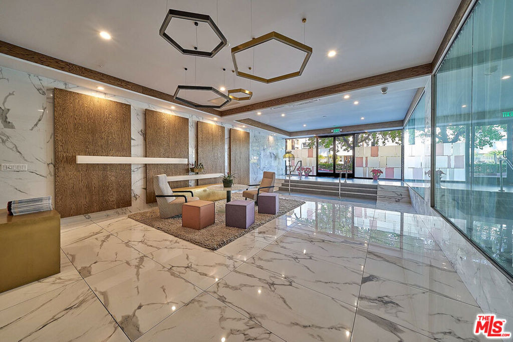 4460 Wilshire Boulevard - Photo 13