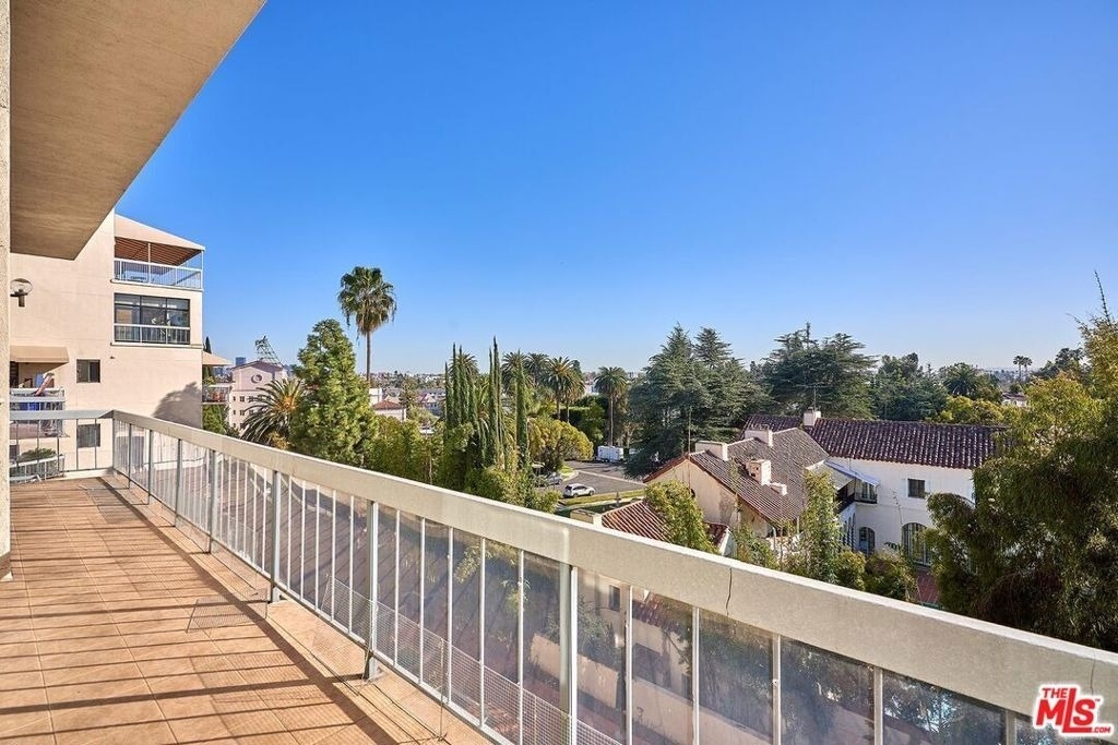 4460 Wilshire Boulevard - Photo 14