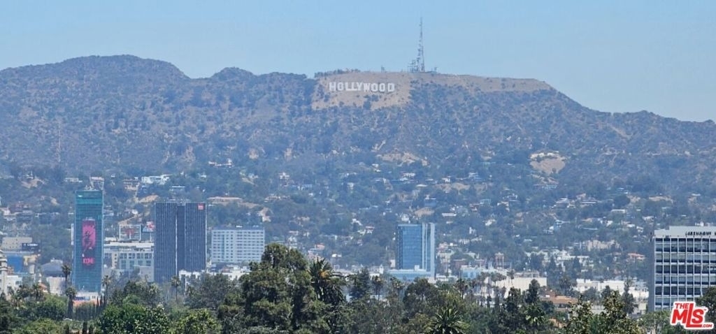 4460 Wilshire Boulevard - Photo 1