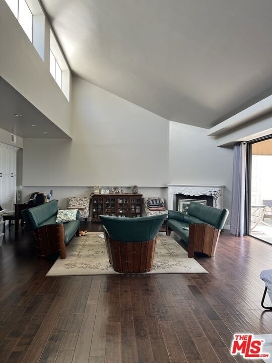 4460 Wilshire Boulevard - Photo 10