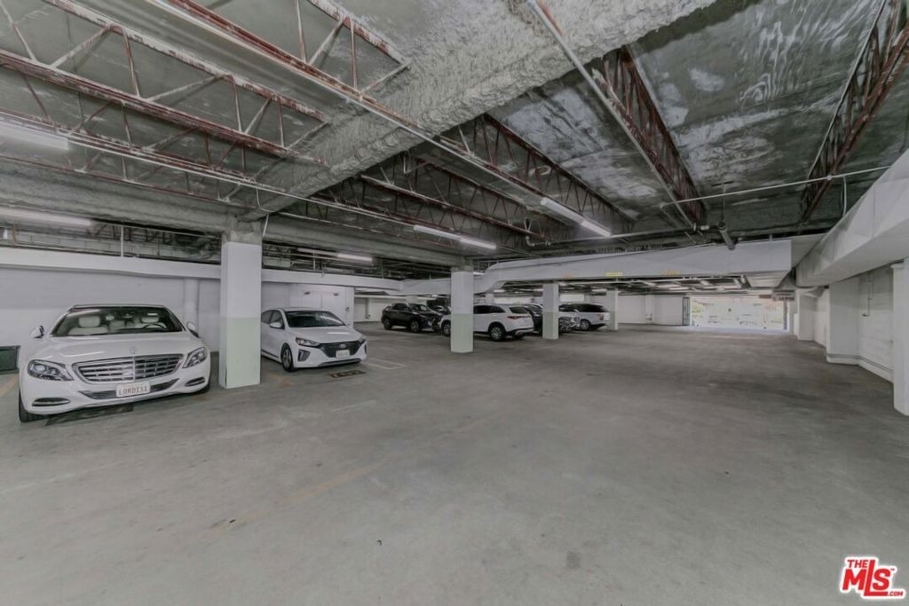 4460 Wilshire Boulevard - Photo 4