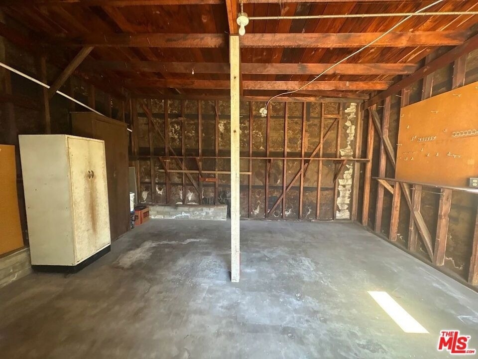 842 E Walnut Avenue - Photo 23