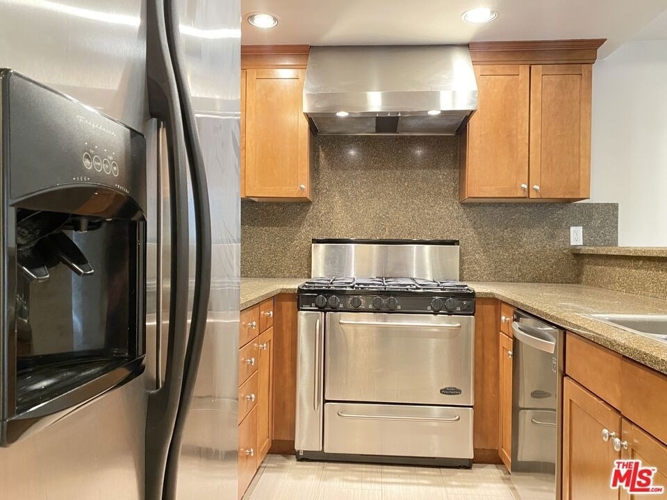 1227 Granville Avenue - Photo 6