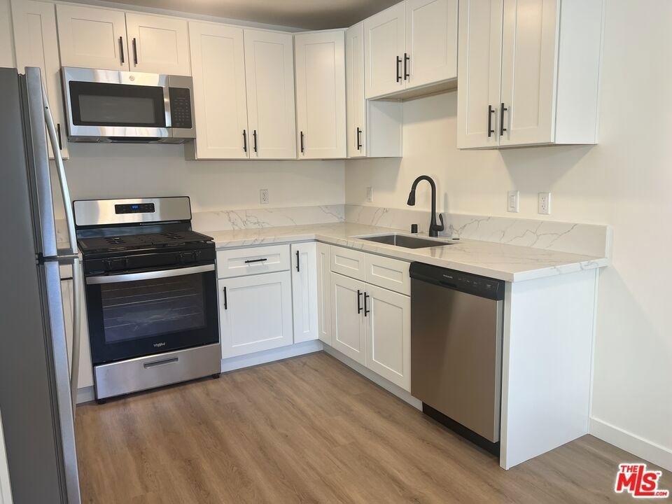 1411 Innes Place - Photo 12