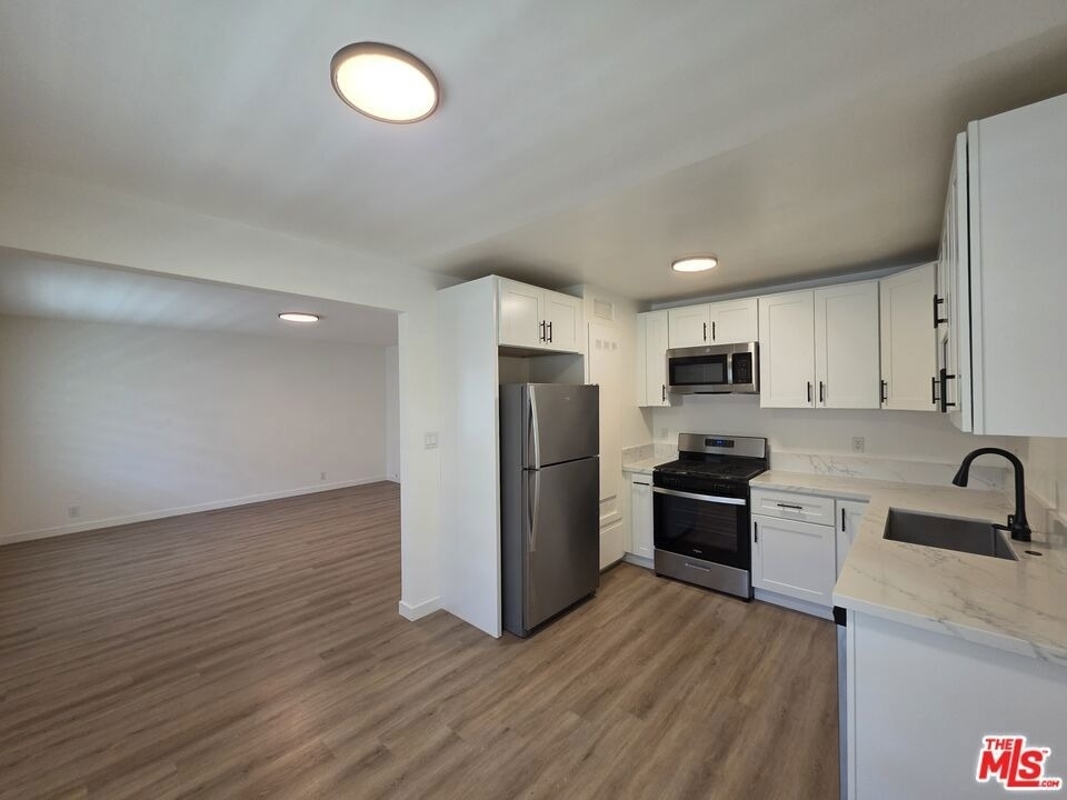 1411 Innes Place - Photo 1
