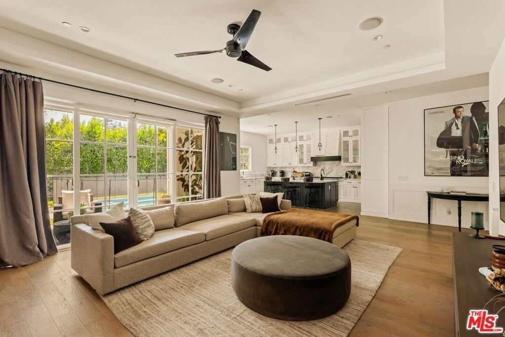4538 Camellia Avenue - Photo 8
