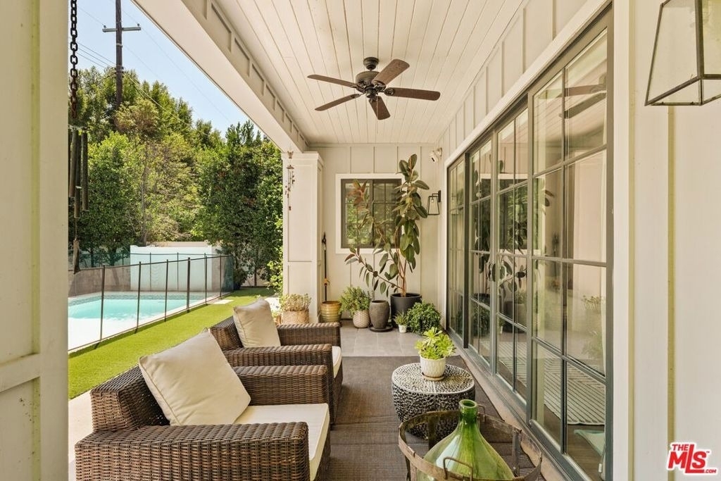 4538 Camellia Avenue - Photo 21