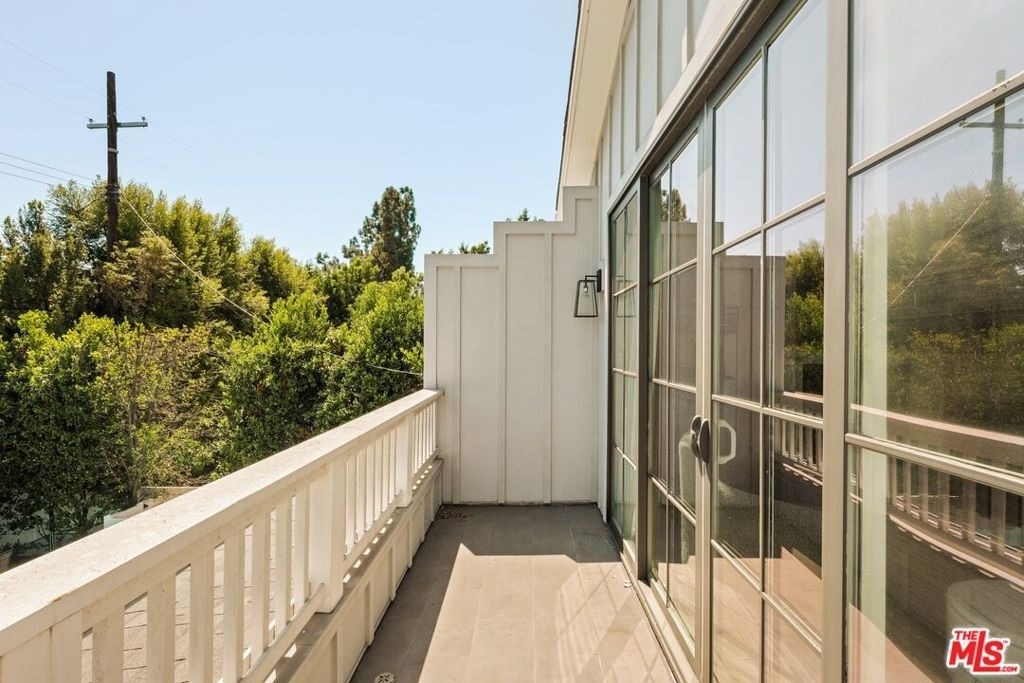 4538 Camellia Avenue - Photo 19