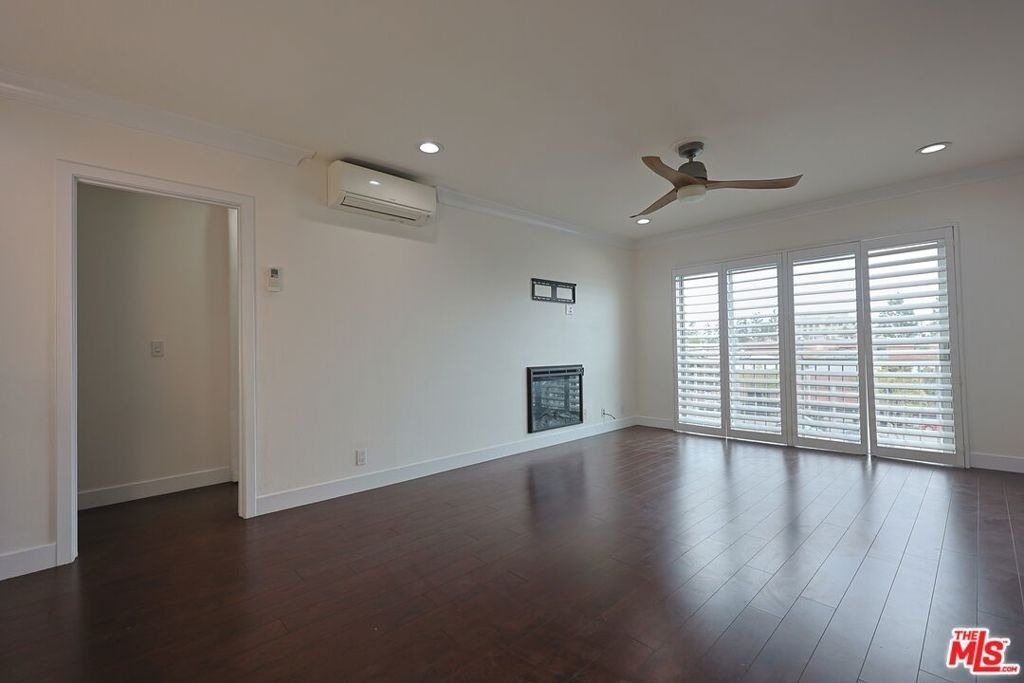 1440 23rd Street - Photo 2