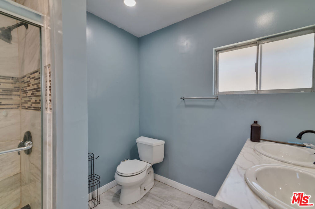 15013 Hartsook Street - Photo 13