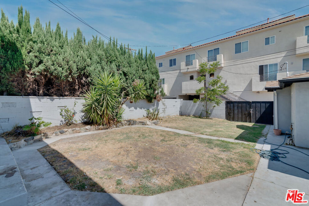 15013 Hartsook Street - Photo 37