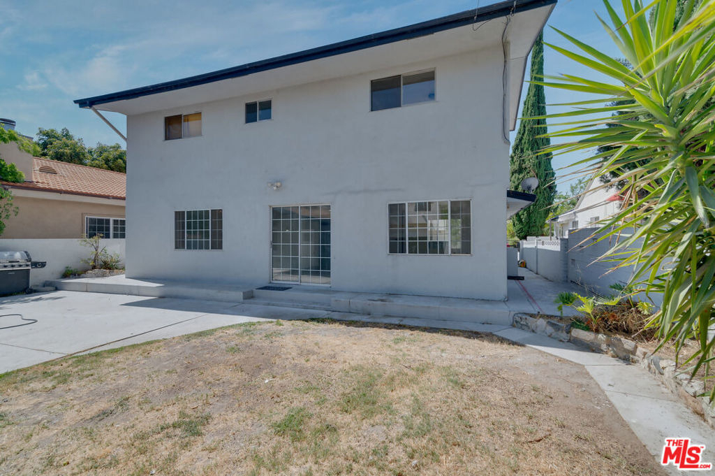 15013 Hartsook Street - Photo 35